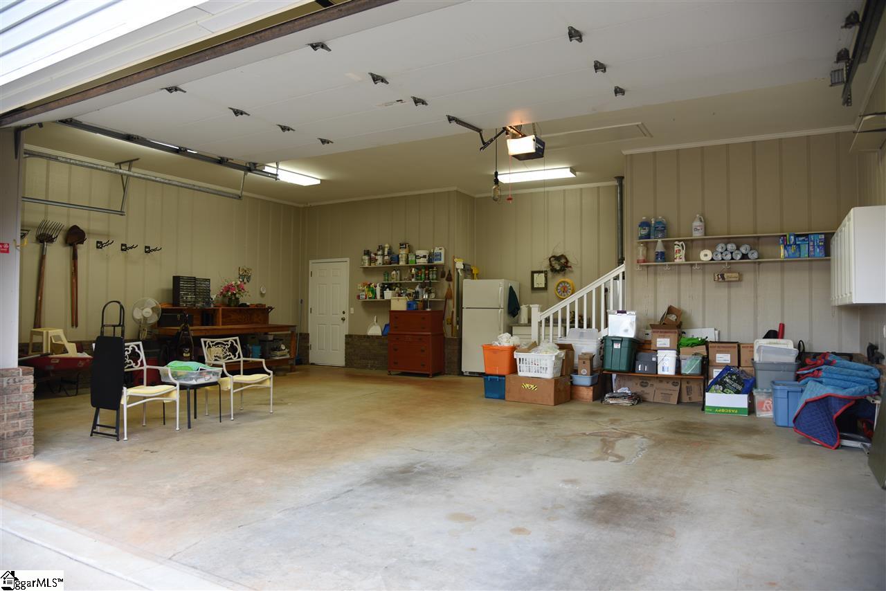 406 Edgewater Drive Anderson, SC 29626 - Photo 31 of 35 Gallery Image 31