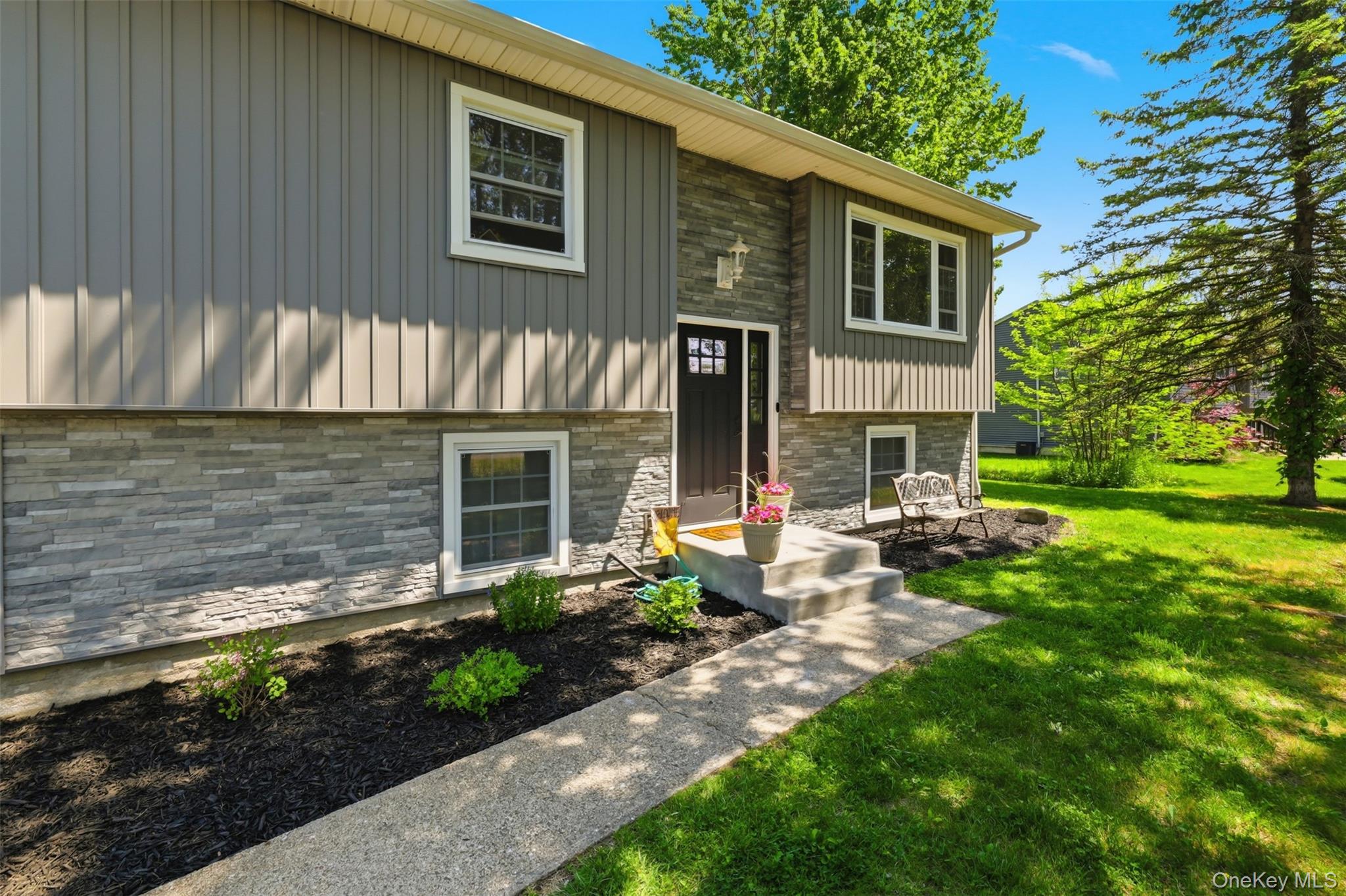 14 Baumer Road Wallkill, NY 12589 - Photo 4 of 33