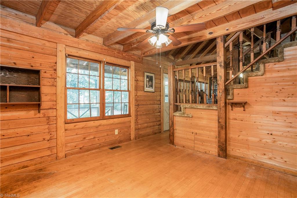 5106 McConnell Road Whitsett, NC 27377 - Photo 10 of 20 Dining room