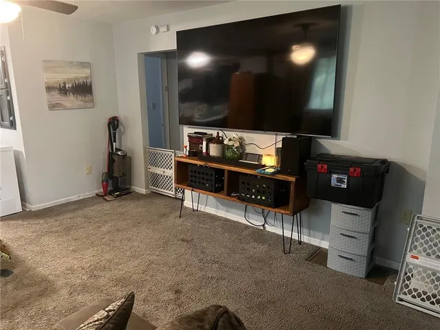 $130,000 | 503 West Hickory Street, Nevada, MO 64772