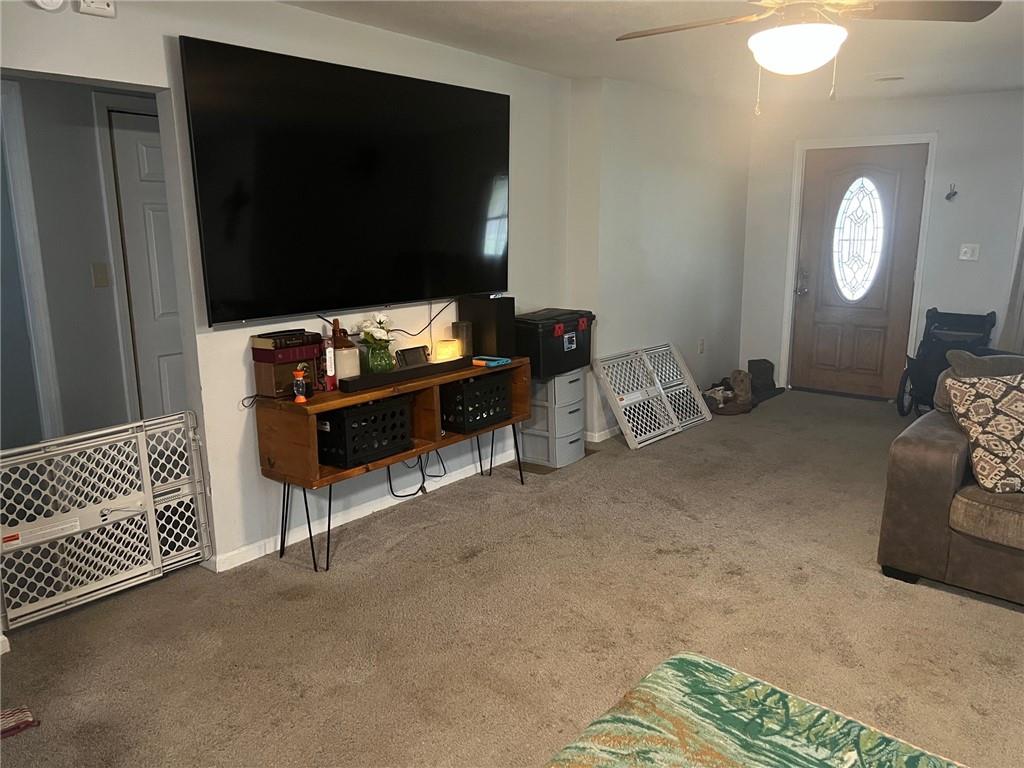 503 West Hickory Street Nevada, MO 64772 - Photo 7 of 18