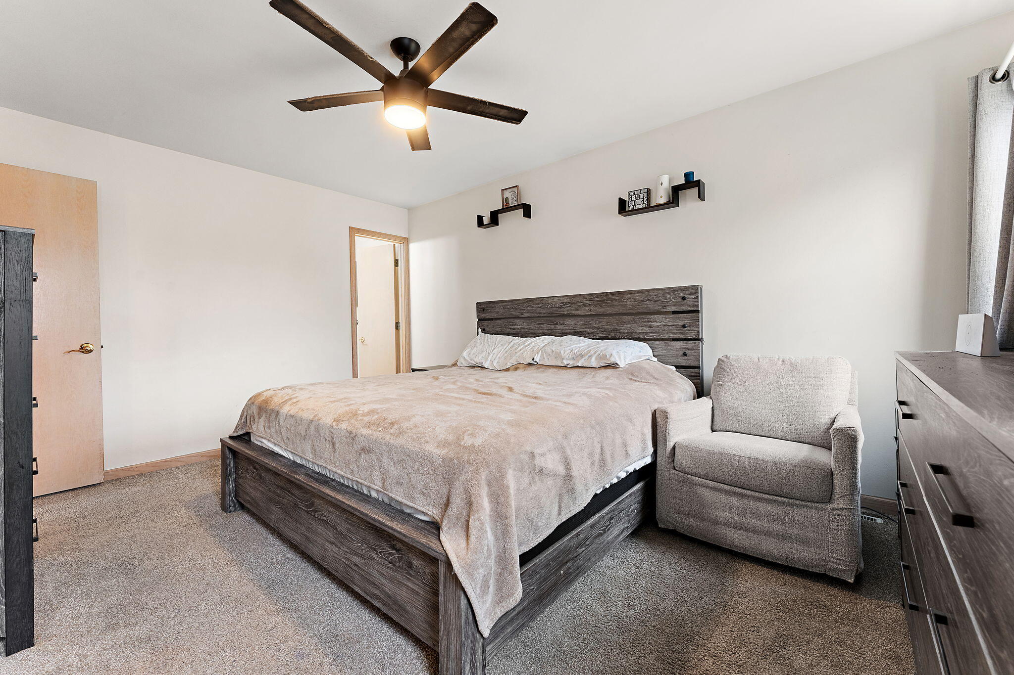 8567 Judith Lane St. John, IN 46373 - Photo 13 of 28 2048x1365
