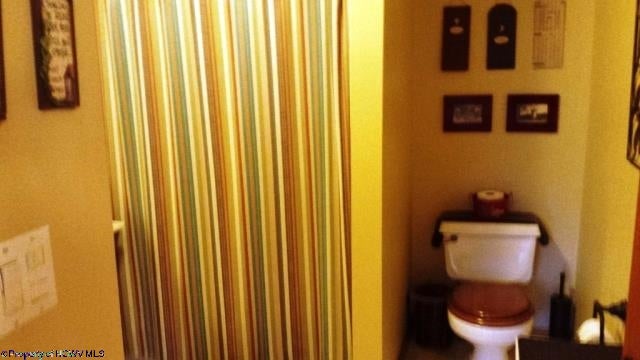 922 Glade Run Road Albright, WV 26519 - Photo 8 of 11 Gallery Image 8