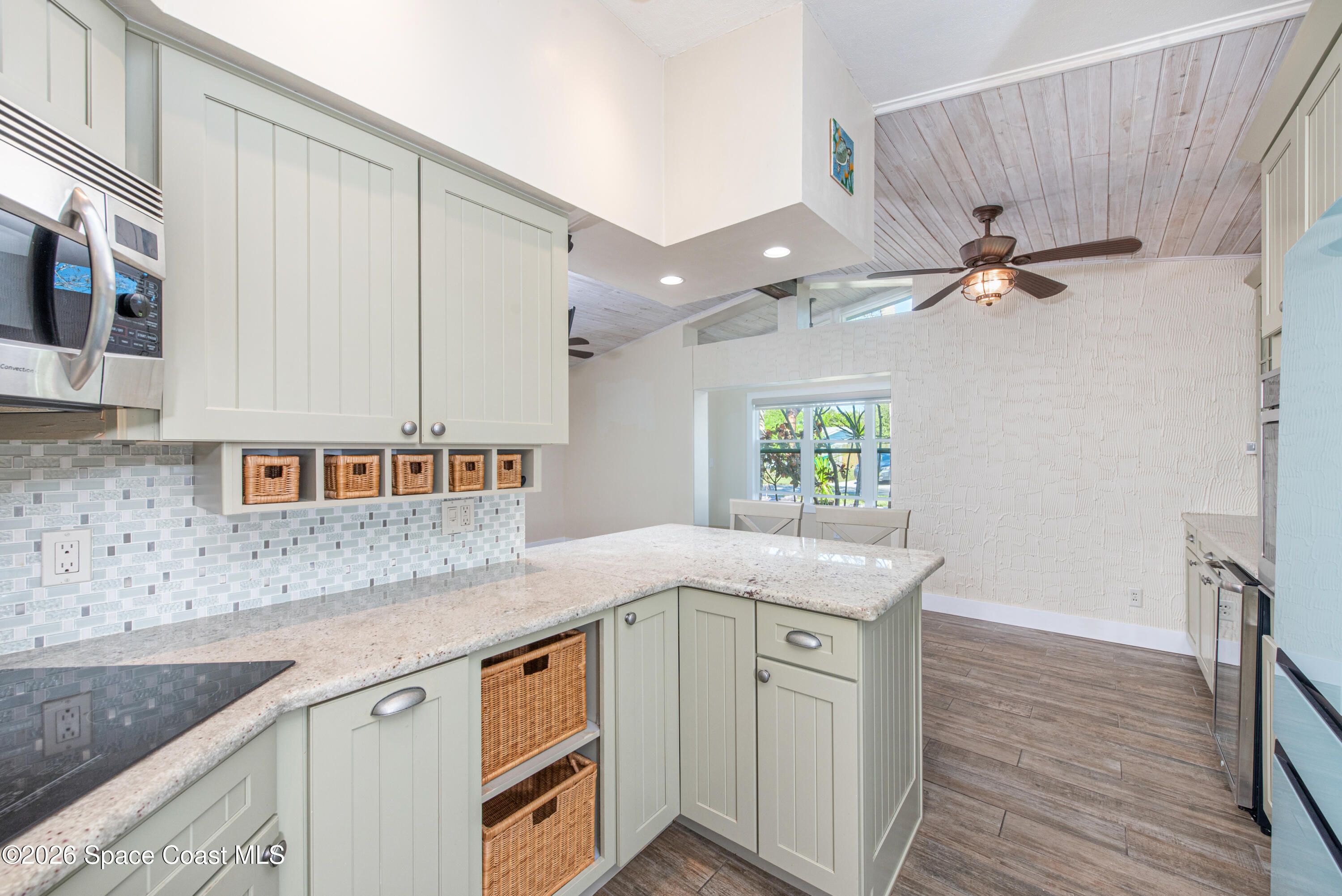 331 Avenida Del Sol Indialantic, FL 32903 - Photo 6 of 42 TAY_8409