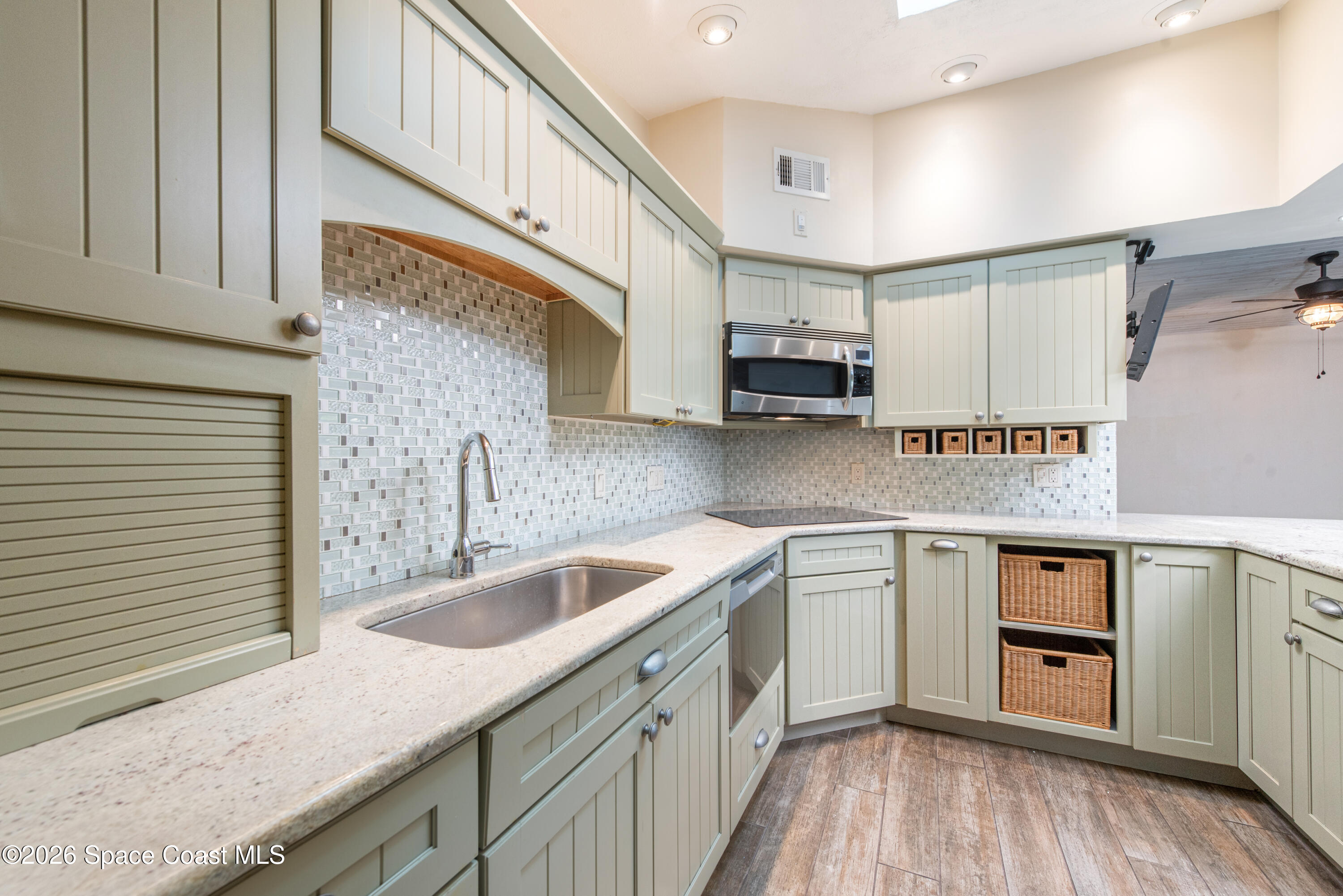 331 Avenida Del Sol Indialantic, FL 32903 - Photo 7 of 42 TAY_8404