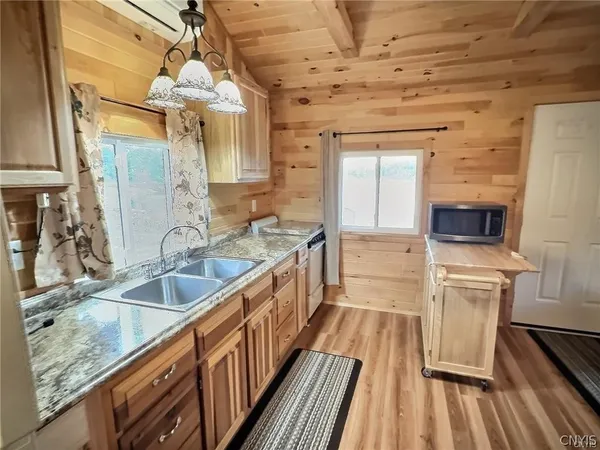 $219,900 | 4050 Highway 221, Marathon, NY 13803