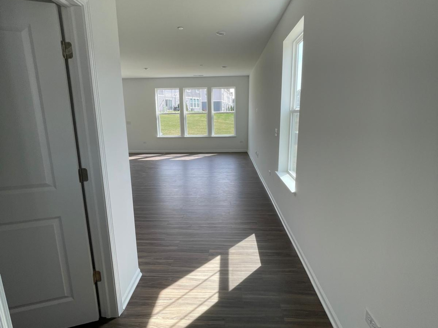 12011 Jordi Road Huntley, IL 60142 - Photo 4 of 22