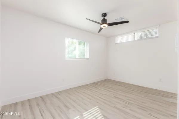 $3,996 | 120 West Hu Esta Drive, Tempe, AZ 85282