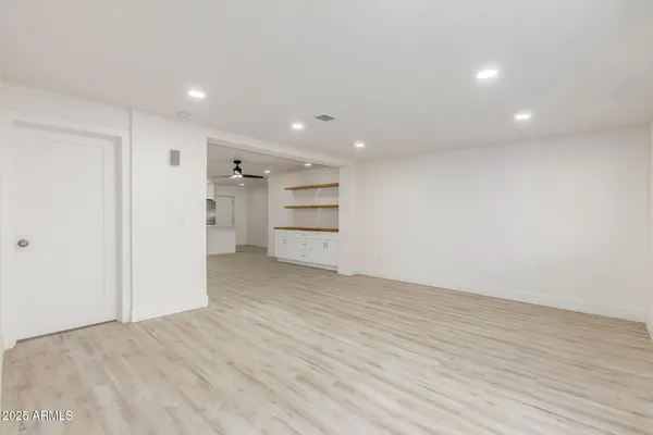 $4,500 | 120 West Hu Esta Drive, Tempe, AZ 85282