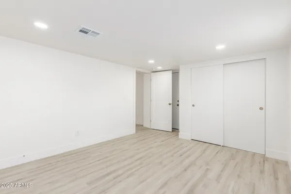 $4,500 | 120 West Hu Esta Drive, Tempe, AZ 85282