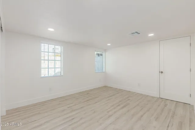 $5,000 | 120 West Hu Esta Drive, Tempe, AZ 85282