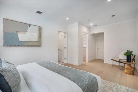 $2,900,000 | 1037 Sevilla Avenue, Coral Gables, FL 33134
