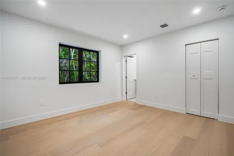 $2,900,000 | 1037 Sevilla Avenue, Coral Gables, FL 33134
