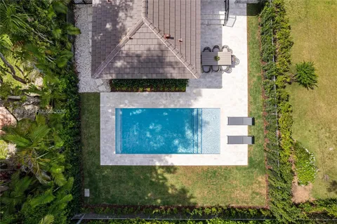 $2,900,000 | 1037 Sevilla Avenue, Coral Gables, FL 33134