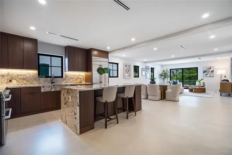 $2,900,000 | 1037 Sevilla Avenue, Coral Gables, FL 33134