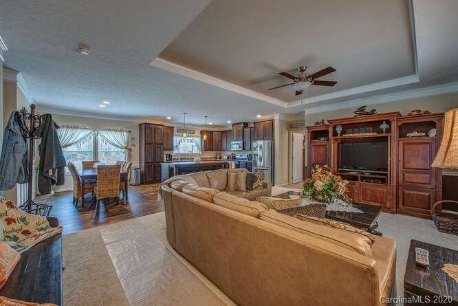 2331 Little Mountain Road Alexis, NC 28006 - Photo 6 of 17 Gallery Image 6