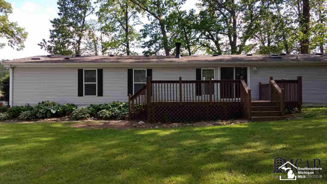 12480 Day Road Maybee, MI 48159 - Photo 4 of 17 Back of House