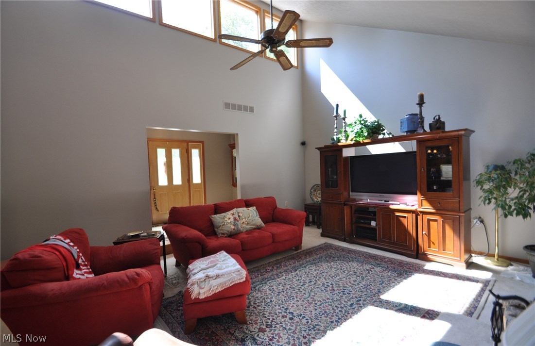 38872 Robson Road Grafton, OH 44044 - Photo 5 of 34 Gallery Image 5