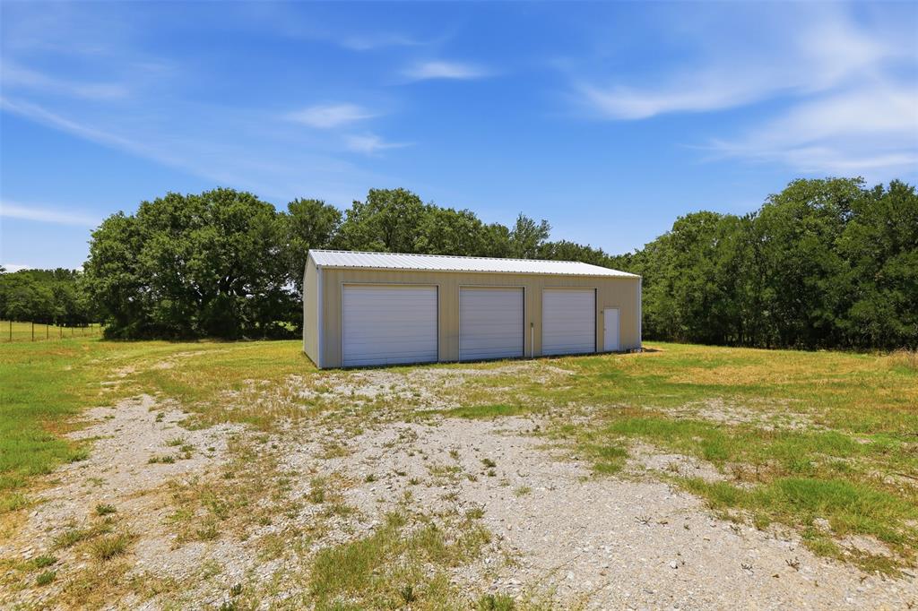 4298 Knob Road Springtown, TX 76082 - Photo 22 of 25
