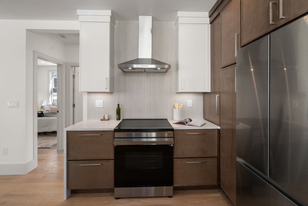 10-12 Clyde Road, Unit 1 Watertown, MA 02472 - Photo 12 of 41