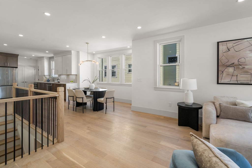 10-12 Clyde Road, Unit 1 Watertown, MA 02472 - Photo 14 of 41