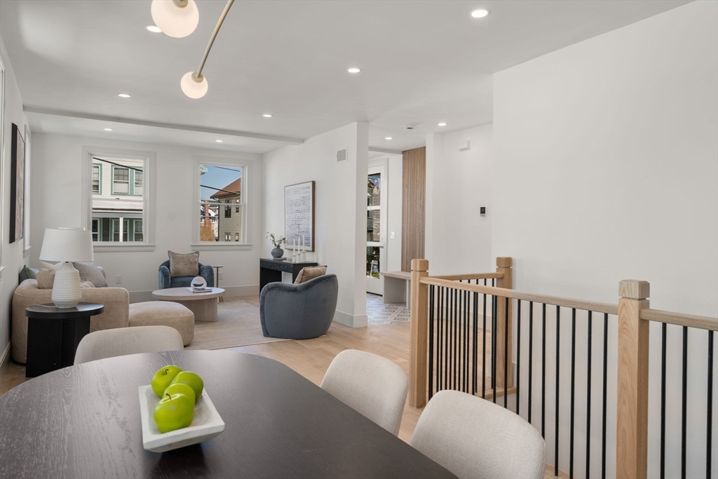 10-12 Clyde Road, Unit 1 Watertown, MA 02472 - Photo 17 of 41