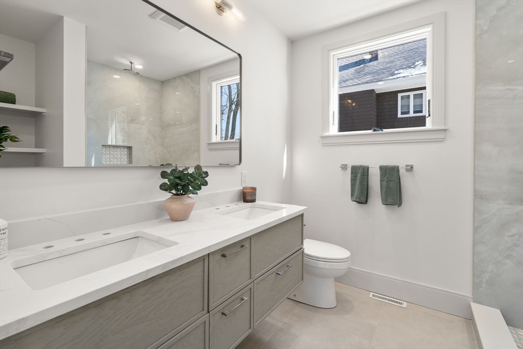 10-12 Clyde Road, Unit 1 Watertown, MA 02472 - Photo 22 of 41