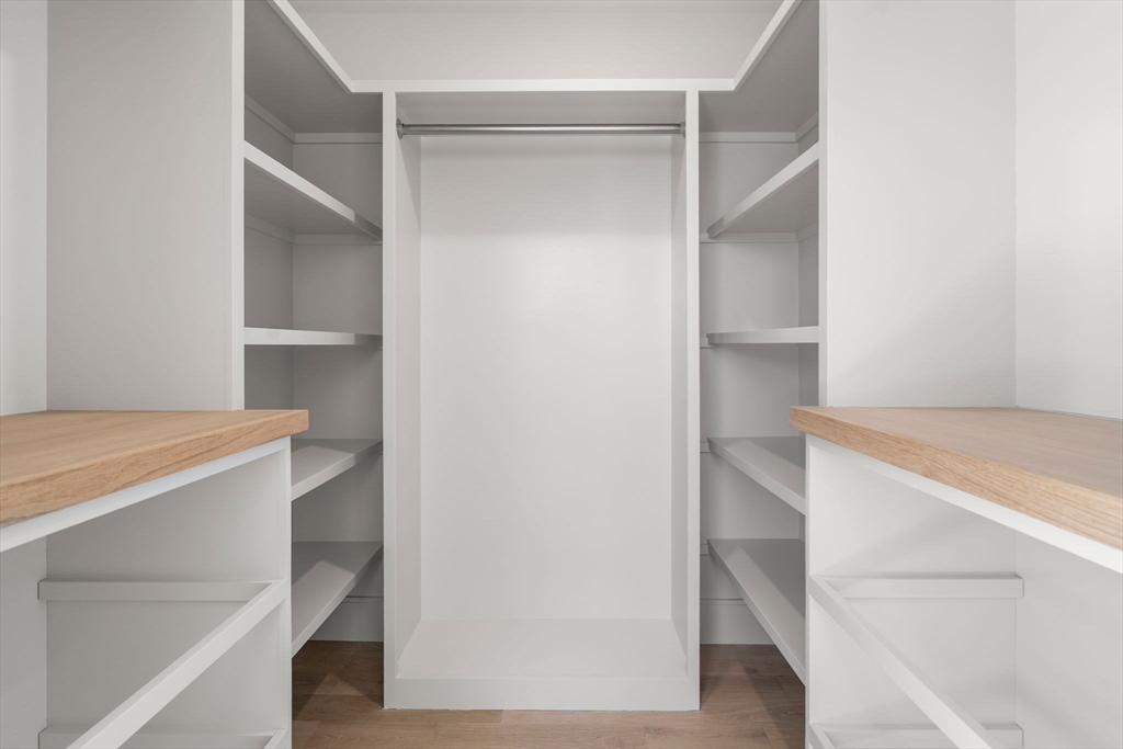 10-12 Clyde Road, Unit 1 Watertown, MA 02472 - Photo 24 of 41