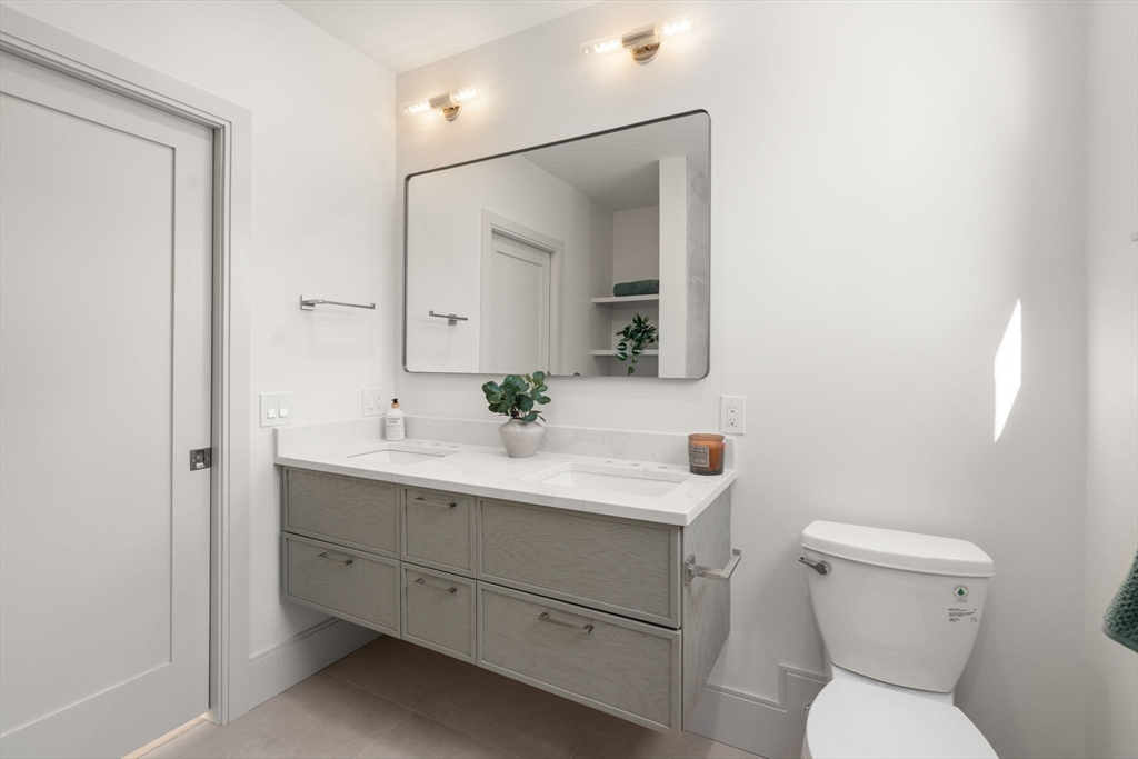 10-12 Clyde Road, Unit 1 Watertown, MA 02472 - Photo 38 of 41