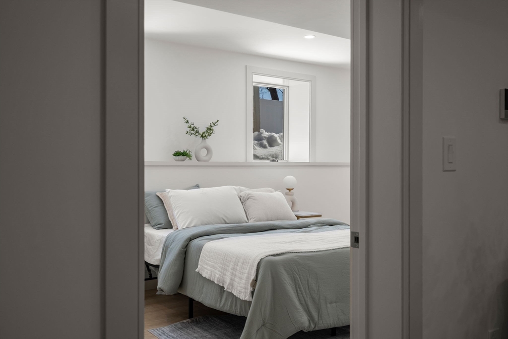 10-12 Clyde Road, Unit 1 Watertown, MA 02472 - Photo 39 of 41