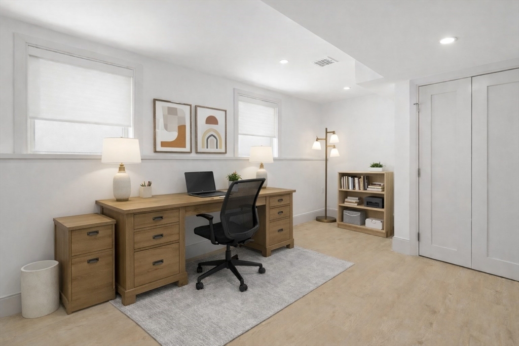 10-12 Clyde Road, Unit 1 Watertown, MA 02472 - Photo 40 of 41