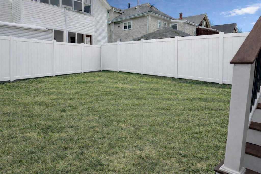 10-12 Clyde Road, Unit 1 Watertown, MA 02472 - Photo 8 of 41