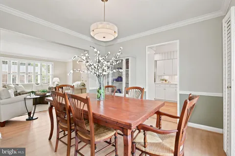 $900,000 | 4509 Clearbrook Lane, Kensington, MD 20895
