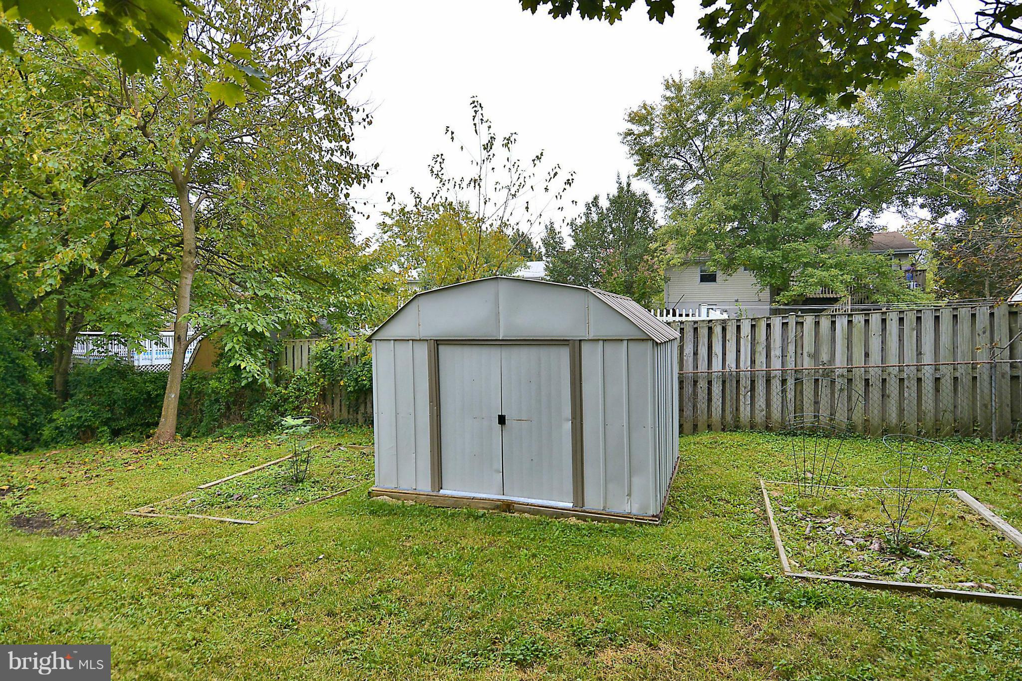 1206 Lee Road Sterling, VA 20164 - Photo 21 of 22 Storage Shed