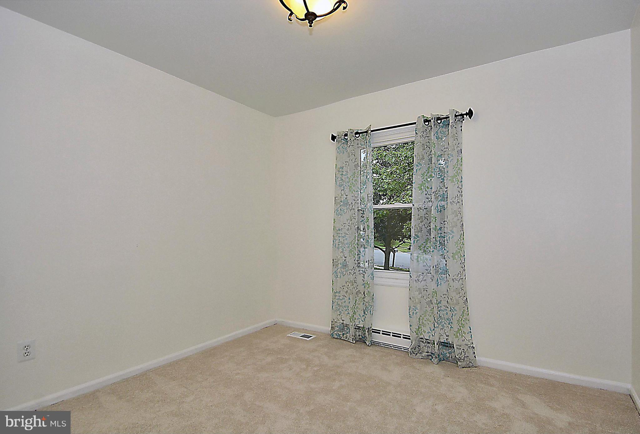 1206 Lee Road Sterling, VA 20164 - Photo 10 of 22 Bedroom 2 - Main Level