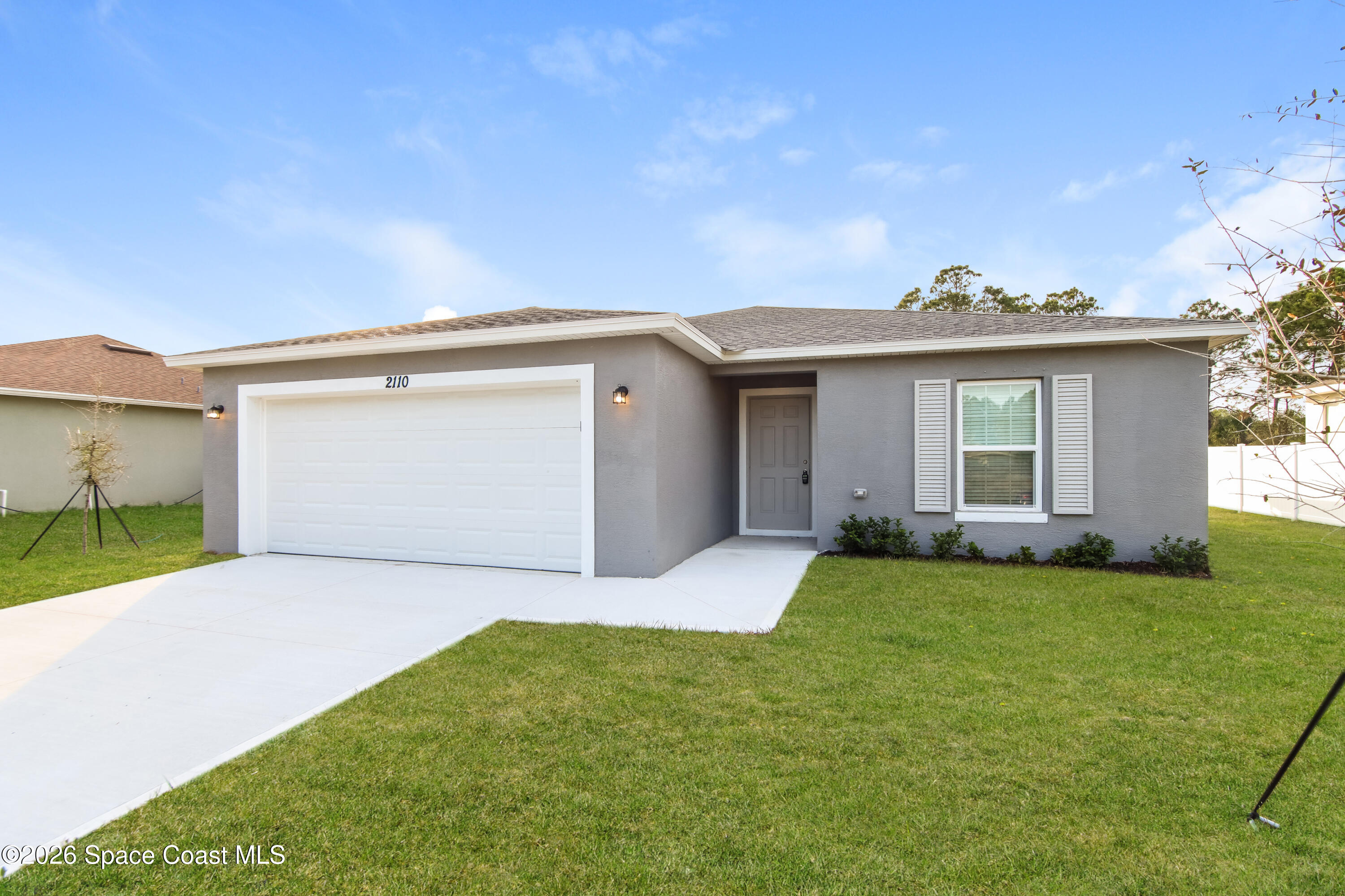 2110 Watkins Road Southeast Palm Bay, FL 32909 - Photo 2 of 15 1001399.2110 Watkins Road SE - Front Vie