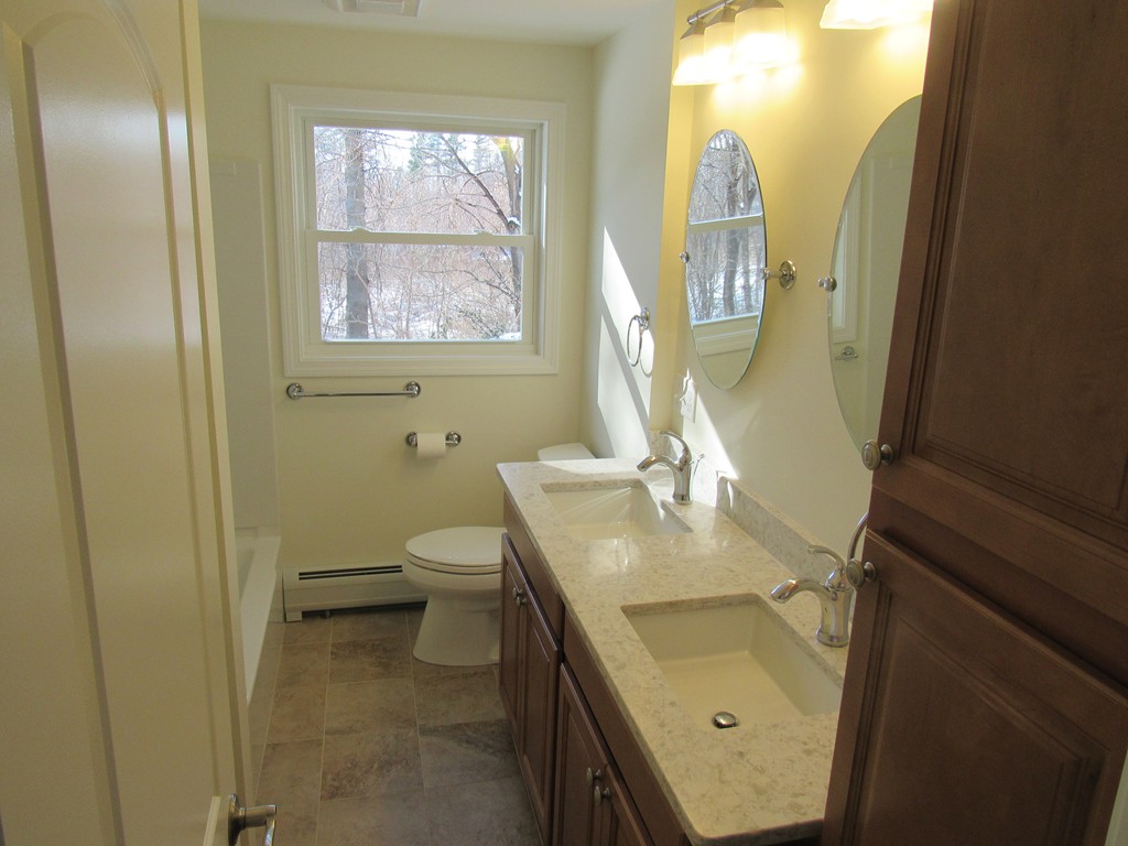 36 Jane Road Methuen, MA 01844 - Photo 11 of 16 Gallery Image 11
