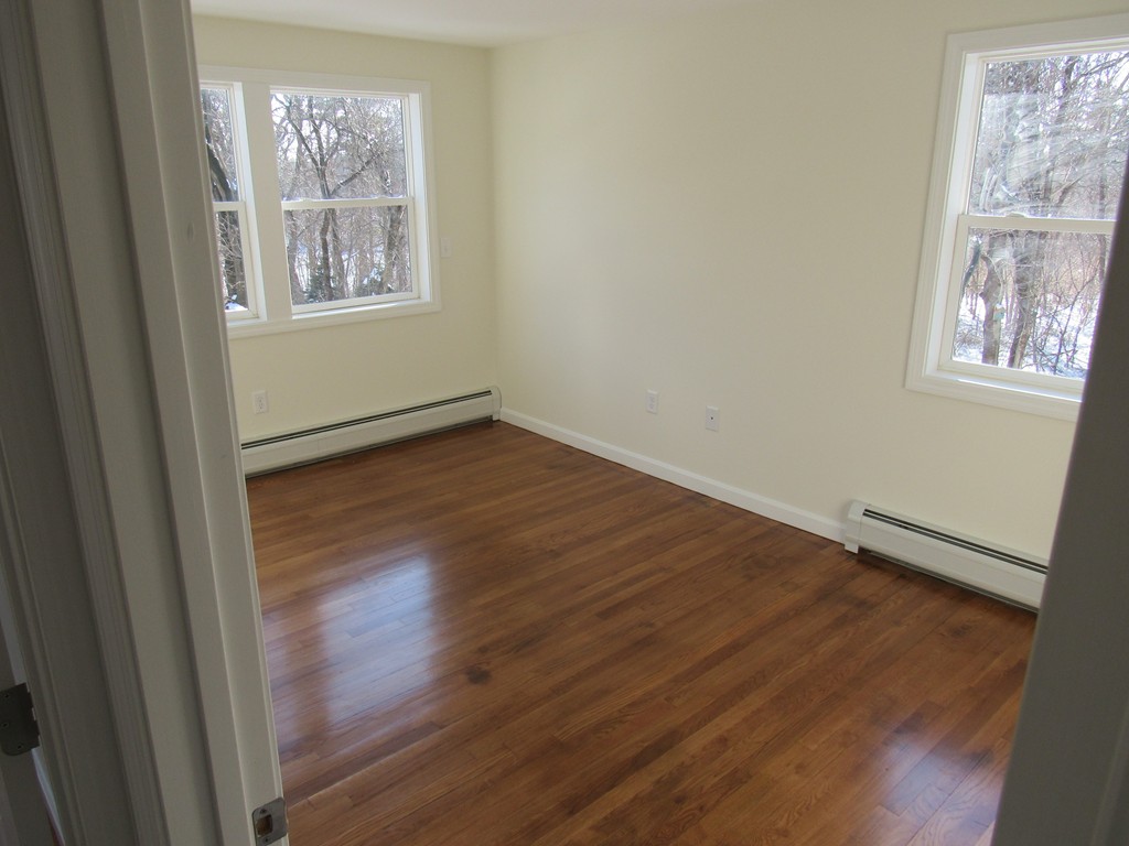 36 Jane Road Methuen, MA 01844 - Photo 12 of 16 Gallery Image 12