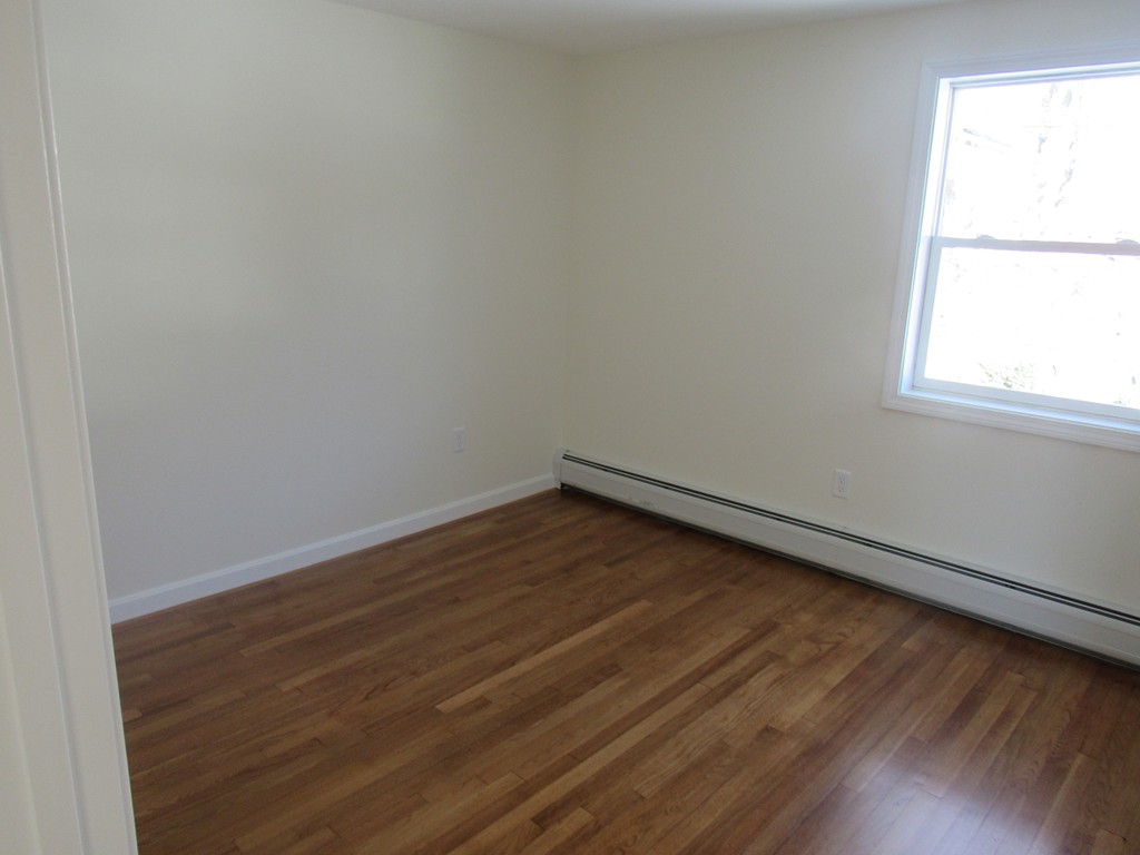 36 Jane Road Methuen, MA 01844 - Photo 14 of 16 Gallery Image 14