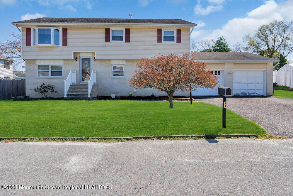 33 Orange Road Brick, NJ 08723 - Photo 1 of 11 33 Orange