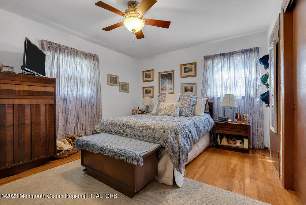 33 Orange Road Brick, NJ 08723 - Photo 5 of 11 Primary BR