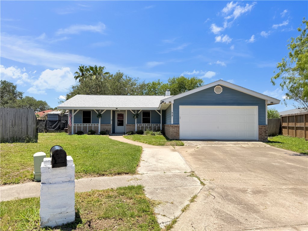 910 Twite Circle Corpus Christi, TX 78418 - Photo 39 of 40 a front view of a house with a yard