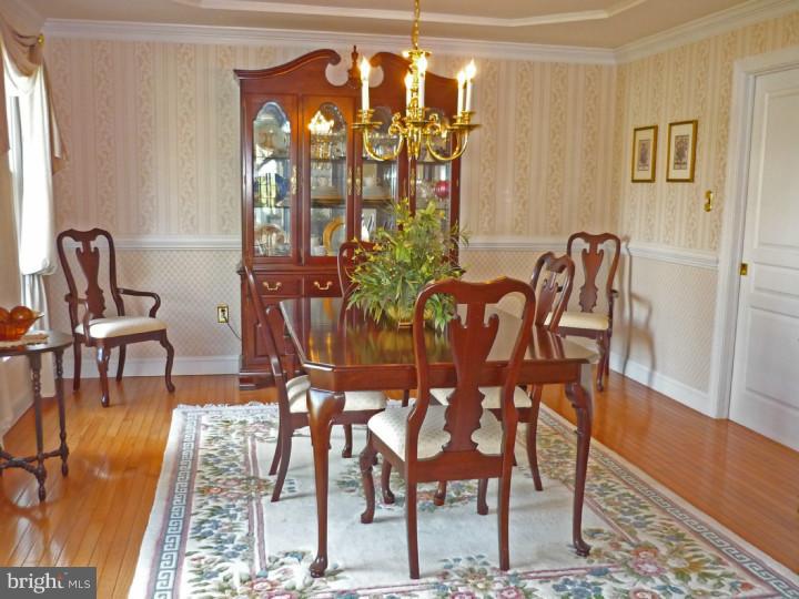 2912 Chisselford Drive Sinking Spring, PA 19608 - Photo 12 of 25 Dining Room