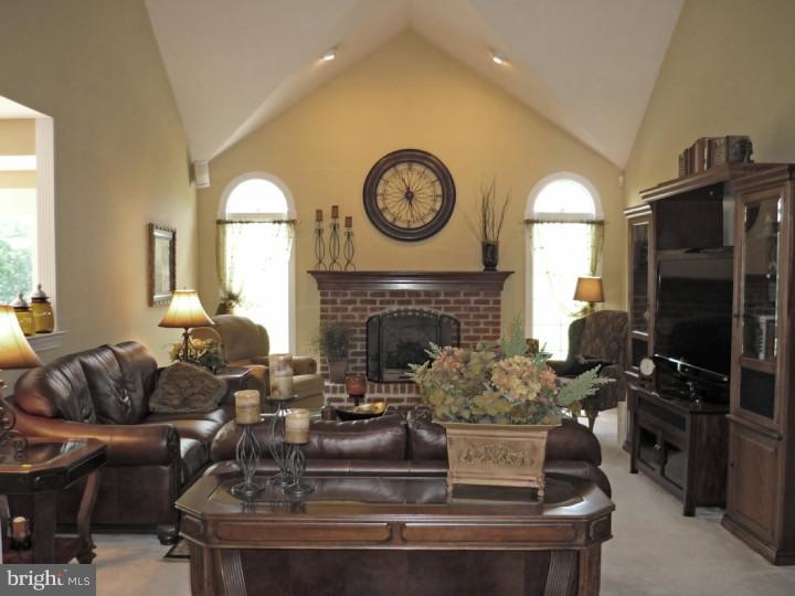 2912 Chisselford Drive Sinking Spring, PA 19608 - Photo 14 of 25 Great Room
