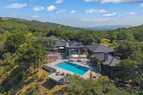 $4,875,000 | 969 Moon Mountain Road, Sonoma, CA 95476
