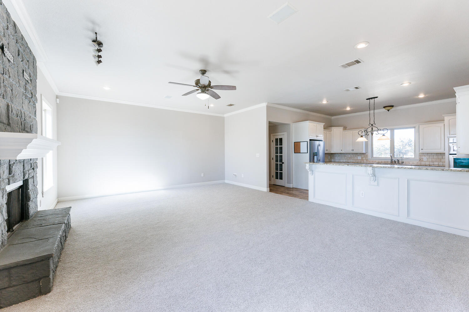 6207 113th Street Lubbock, TX 79424 - Photo 13 of 73 Nice Open Flow