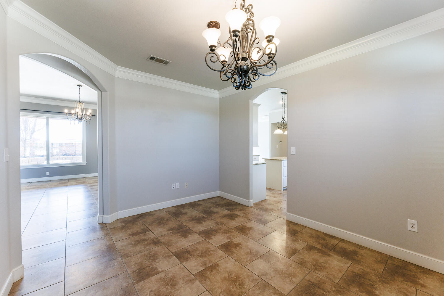 6207 113th Street Lubbock, TX 79424 - Photo 23 of 73 Dining Area