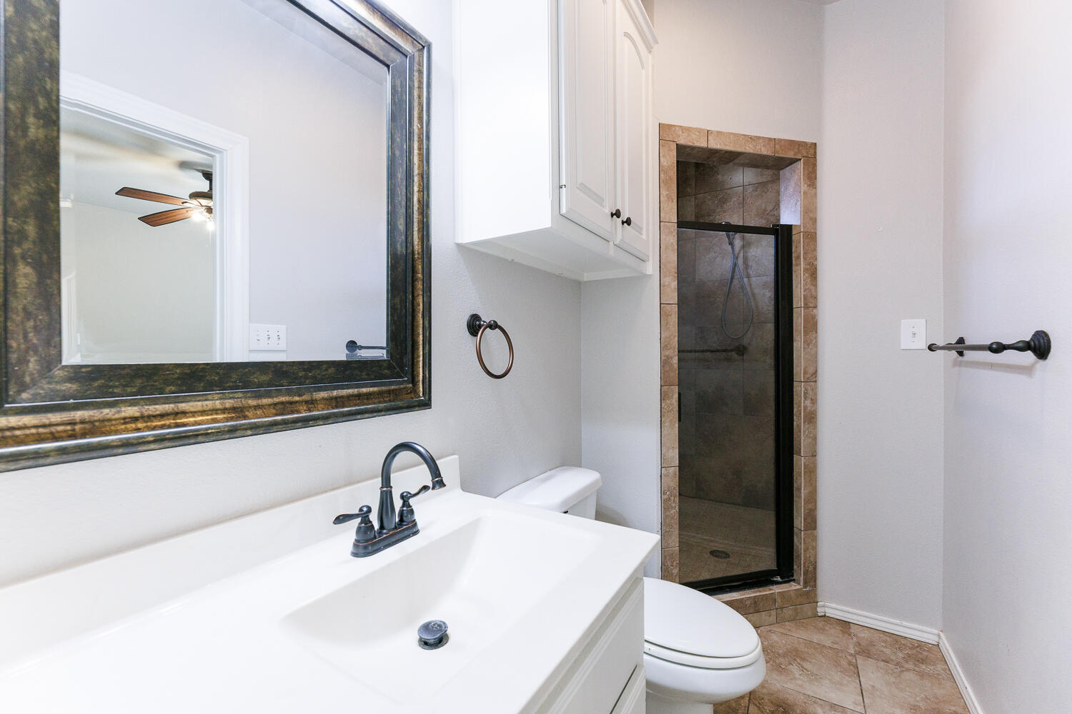 6207 113th Street Lubbock, TX 79424 - Photo 47 of 73 Bath