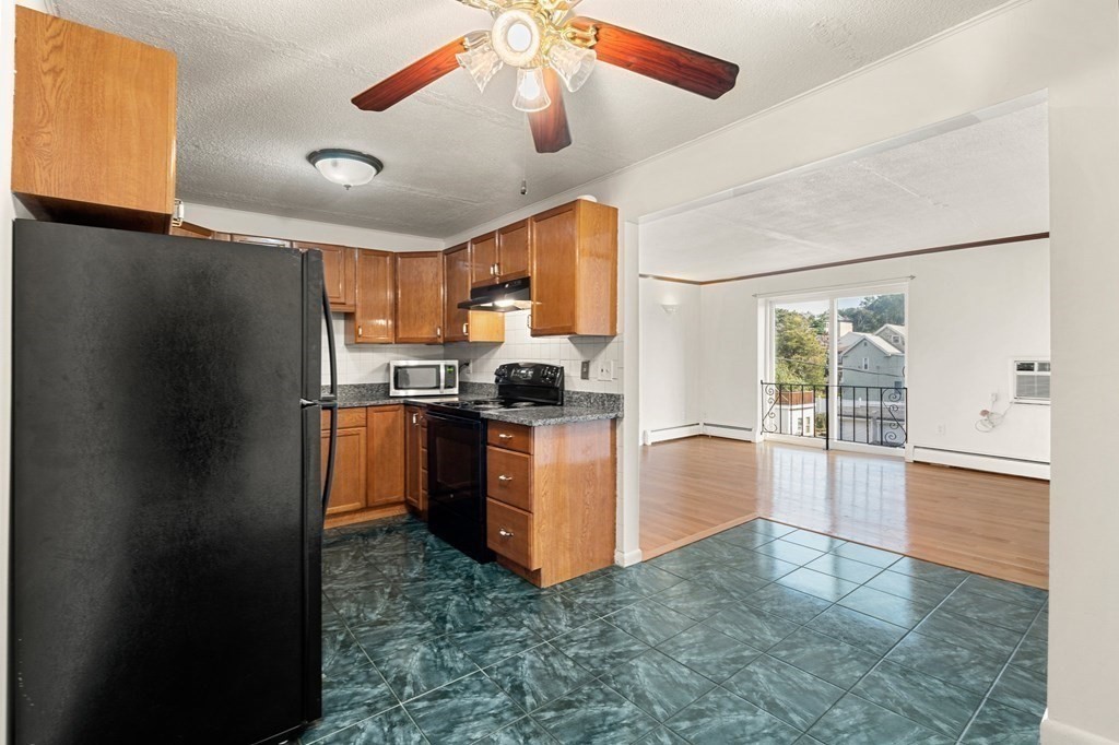 124 Addison Street, Unit 14 Chelsea, MA 02150 - Photo 21 of 33 Gallery Image 21
