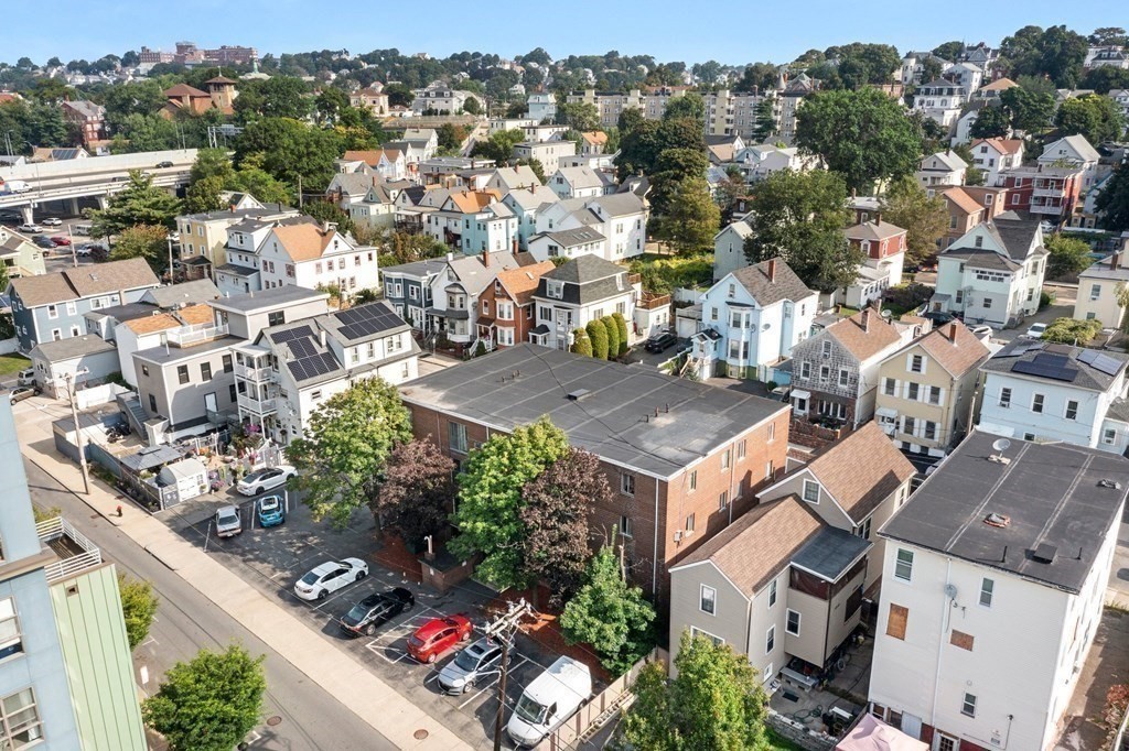 124 Addison Street, Unit 14 Chelsea, MA 02150 - Photo 29 of 33 Gallery Image 29